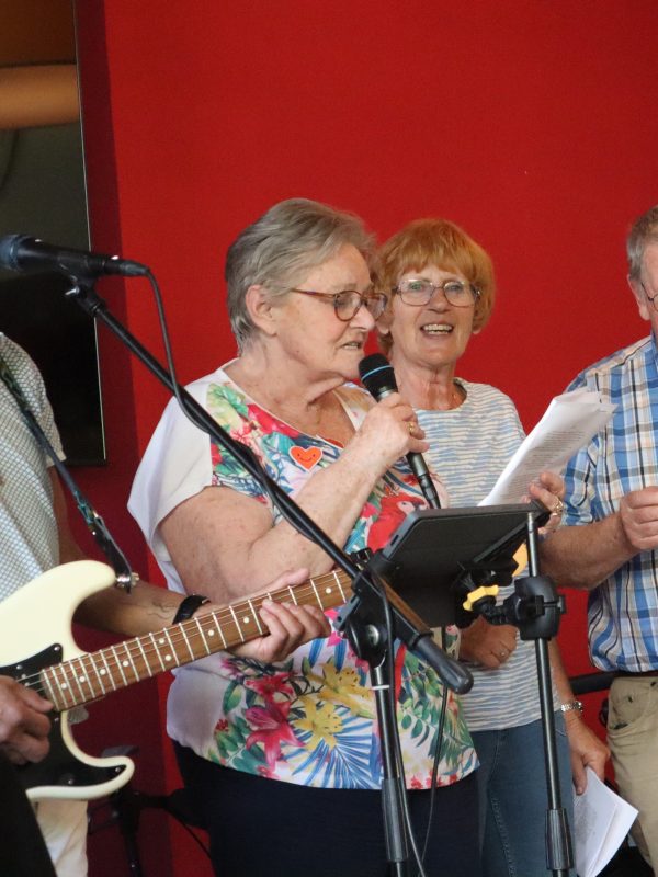 erwin, johan en marjan en jopie zingen 2